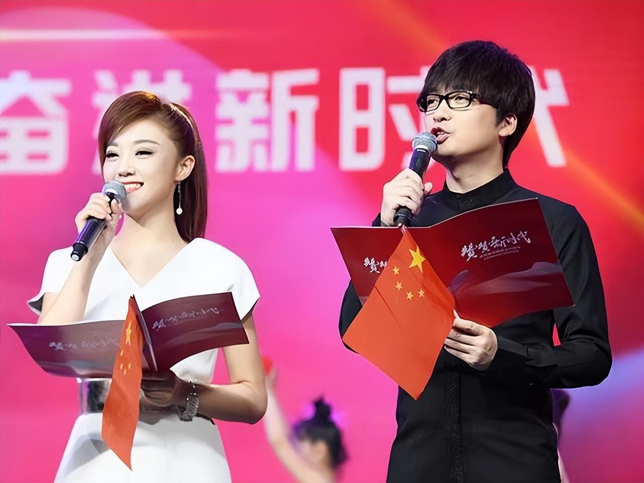 开云APP-玖月奇迹离婚7年,王小玮近况曝光,43岁无婚无育,发福显老